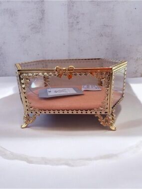 Elegant Gold Glass Jewelry Box antique style